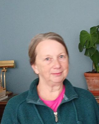 Photo of Ruth Gwendoline Tinsdeall, Counsellor, MA, MBACP