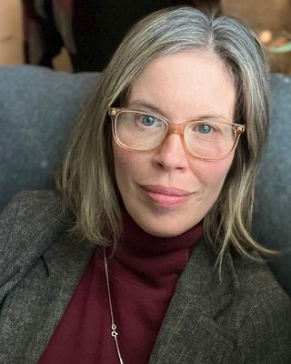 Photo of Rebecca Bernstein Atlas, Registered Social Worker, MA, MSW, RSW