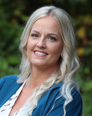 Photo of Mari Flatt, Counselor, LCMHC