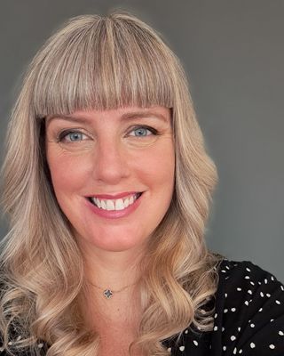 Photo of Caroline Allen, Counsellor, MNCPS Acc.