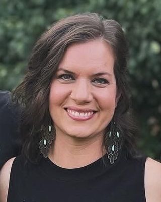Photo of Moni Kannenwischer, Marriage & Family Therapist, MA, LMFT