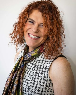 Photo of Urielle Samis, Clinical Social Work/Therapist, LCSW