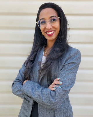 Photo of Dr. Lana Mahgoub, Psychologist, PhD
