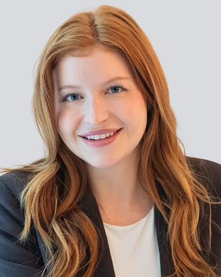 Photo of Taylor Schwartz, Marriage & Family Therapist, LMFT