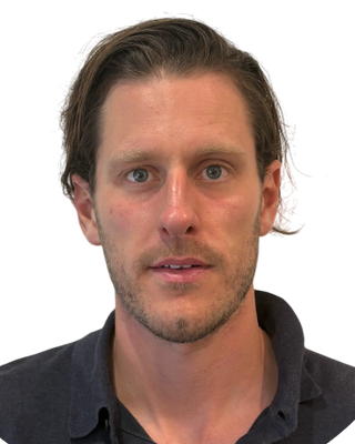 Photo of Oliver Szymanski, Psychologist, MPsych, PsyBA General