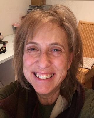 Photo of Claire (Montefiore) Mankowitz, MSc, MUKCP, Psychotherapist