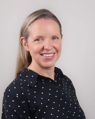 Photo of Camilla Simpson, Psychotherapist, MSc, MBACP Accred