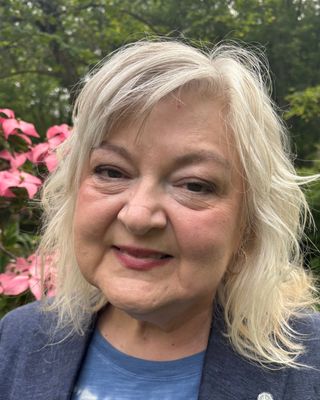 Photo of Gloria Ann Questel, Clinical Social Work/Therapist, LISW-S