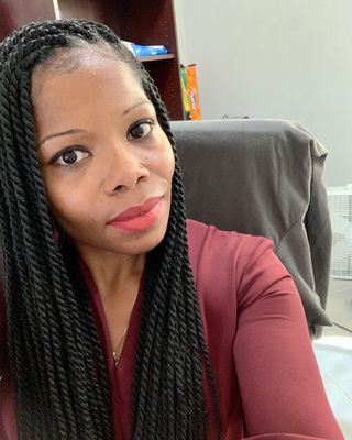 Photo of Danielle Mills, Licensed Mental Health Counselor, LMHC
