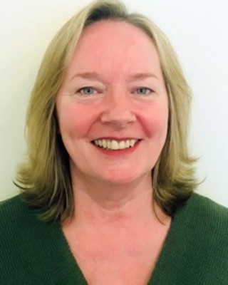 Photo of Lesley Jane Sinnott, DCounsPsych, Counsellor in London