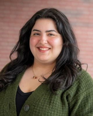 Photo of Rosalyn Zacarias, Licensed Mental Health Counselor, MS, LMHC, CST