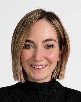 Photo of Dr Lisa-Maria Kraml, Psychologist, PsychD, HCPC - Clin. Psych.