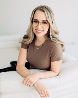 Photo of Sophie Kemp, Pre-Licensed Professional