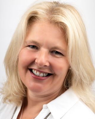 Photo of Vanessa Halliwell, Counsellor in Midhurst, England