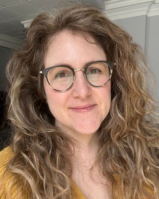 Photo of Cara Hanley, Clinical Social Work/Therapist, LCSW