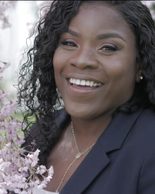Photo of Jhiree Davis Jones, Licensed Professional Counselor