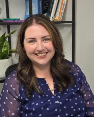 Photo of Maria Fernald, Psychiatric Nurse Practitioner, CRNP