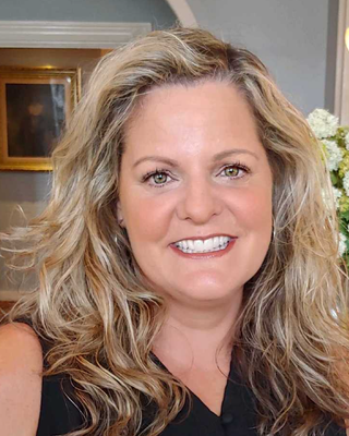 Photo of Angie Vann, Registered Mental Health Counselor Intern, MA, RMHCI