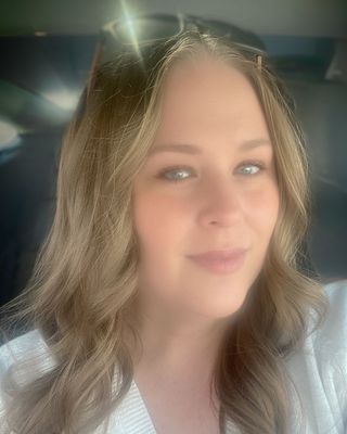 Photo of Nicole Carlson, Psychiatric Nurse Practitioner, LCSW, PMHNP