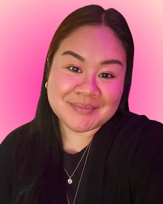 Photo of Chelsea Angeles - Chelsea Angeles, Expressive Arts Therapist, Art Therapist, RTC, EXAT