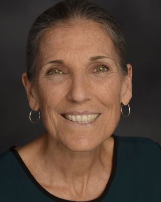 Photo of Dhira DiBiase - Holistic Psychology Hawai'i, Psychologist, PsyD, LSW