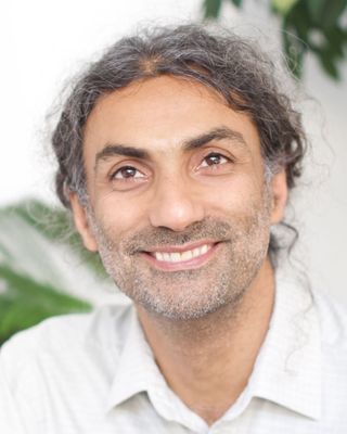 Photo of Simal Saujani, Pre-Licensed Professional in Toronto, ON