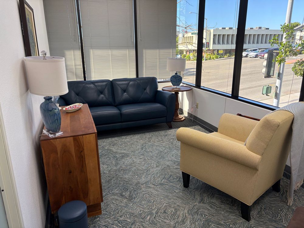 Comfortable, relaxing office