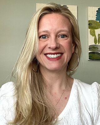 Photo of Beth L Emmons, Clinical Social Work/Therapist, MSW, LCSW