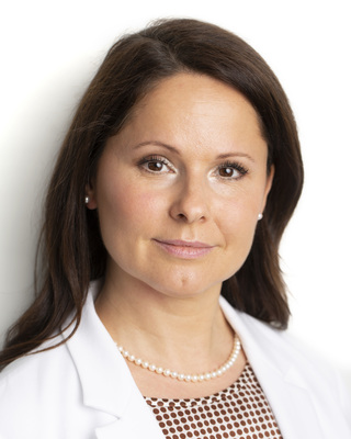 Photo of Alina Pavlakos, PhD, MA, Psychologist