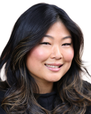 Photo of Julia Youn, Marriage & Family Therapist