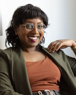 Photo of Sithara Vincent, Clinical Social Work/Therapist, LCSW, RYT-500