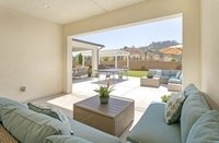 Gallery Photo of Enjoy 5 star living while attending our drug rehabs San Diego and Escondido addiction treatment centers.
