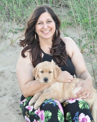 Photo of Jessica Salinas, Licensed Professional Counselor in Virginia Beach, VA