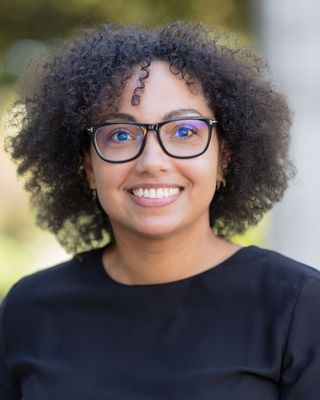 Photo of Pharalyn Robinson, Counselor, LCPC