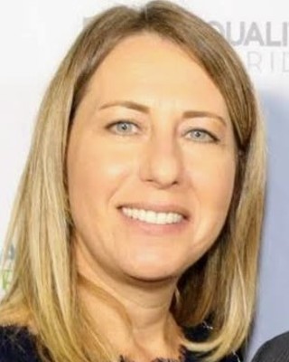 Photo of Shari Calderwood, MSW, LCSW, Clinical Social Work/Therapist
