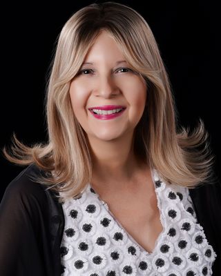 Photo of Alicia C Medina, CHt,, MCH