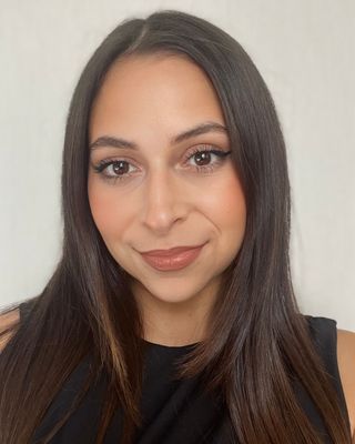 Photo of Emely Hernandez, Pre-Licensed Professional