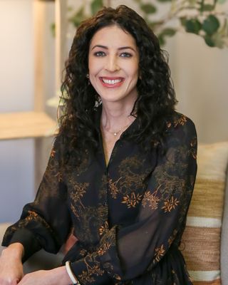 Photo of Dr. Lauren Barnard, Psychologist, PhD