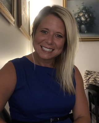 Photo of Kelly Goldstein, Pre-Licensed Professional in 60060, IL