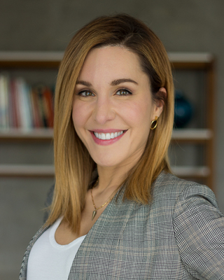 Photo of Michelle Couto, Registered Psychotherapist in Downtown, Toronto, ON