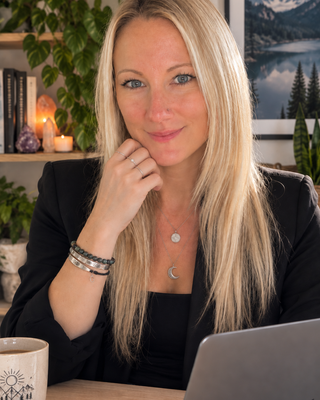 Photo of Alexandra Sim, Registered Social Worker, MSW, RSW, BSW, BA