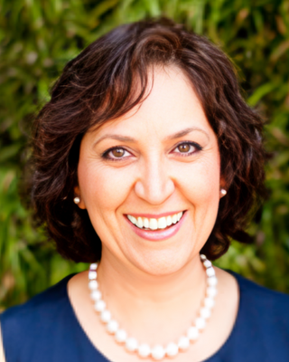 Photo of Janet Roshanzamir, Marriage & Family Therapist, LMFT