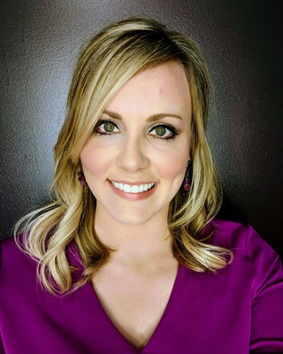 Photo of Lacey Kinzer, Licensed Professional Counselor in Springfield, MO