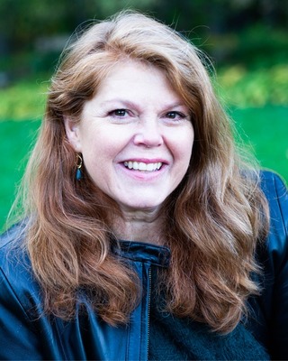 Photo of Elizabeth Hayes, PsyD, MS, LP, Psychologist in Saint Paul