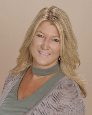Photo of Stacy Lyons, Psychiatric Nurse Practitioner in Scottsdale, AZ