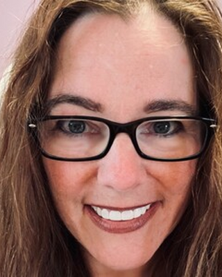 Photo of Christine Vaal, Clinical Social Work/Therapist