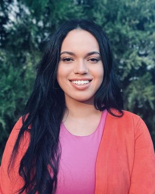 Photo of Anabel Perez, Registered Mental Health Counselor Intern, MS, RMHCI