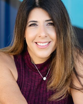 Photo of Ally Kayton, Registered Mental Health Counselor Intern, RMHCI, DNP