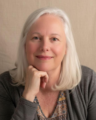 Photo of Deanna Emad, Marriage & Family Therapist, LMFT