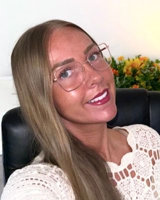 Photo of Hayley Spencer, Counsellor, MBACP